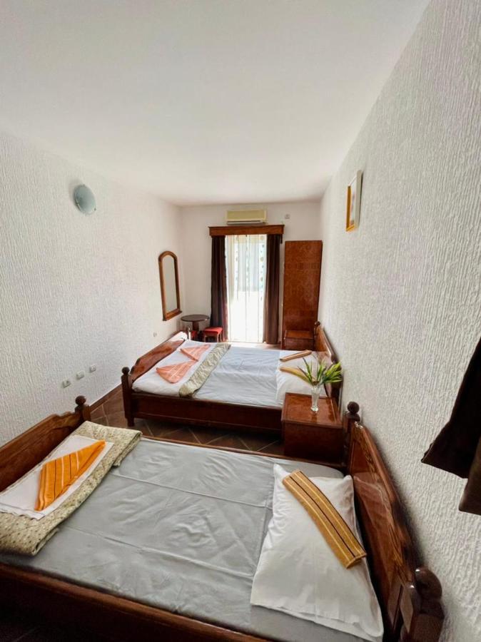 Готель Vila Monte Будва Екстер'єр фото