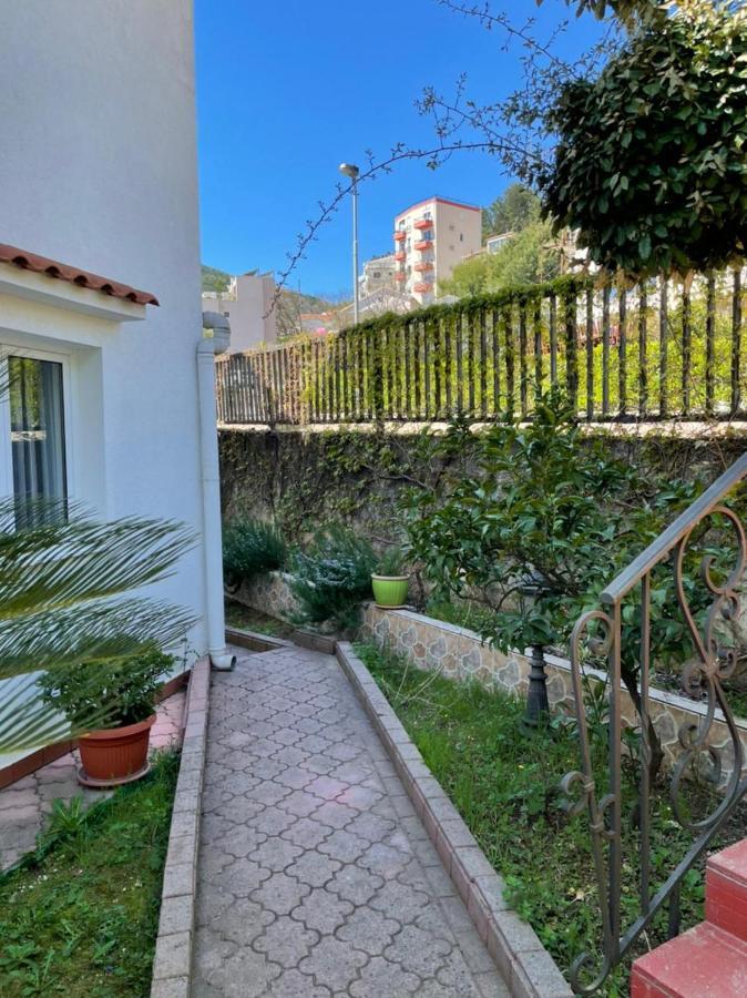 Готель Vila Monte Будва Екстер'єр фото